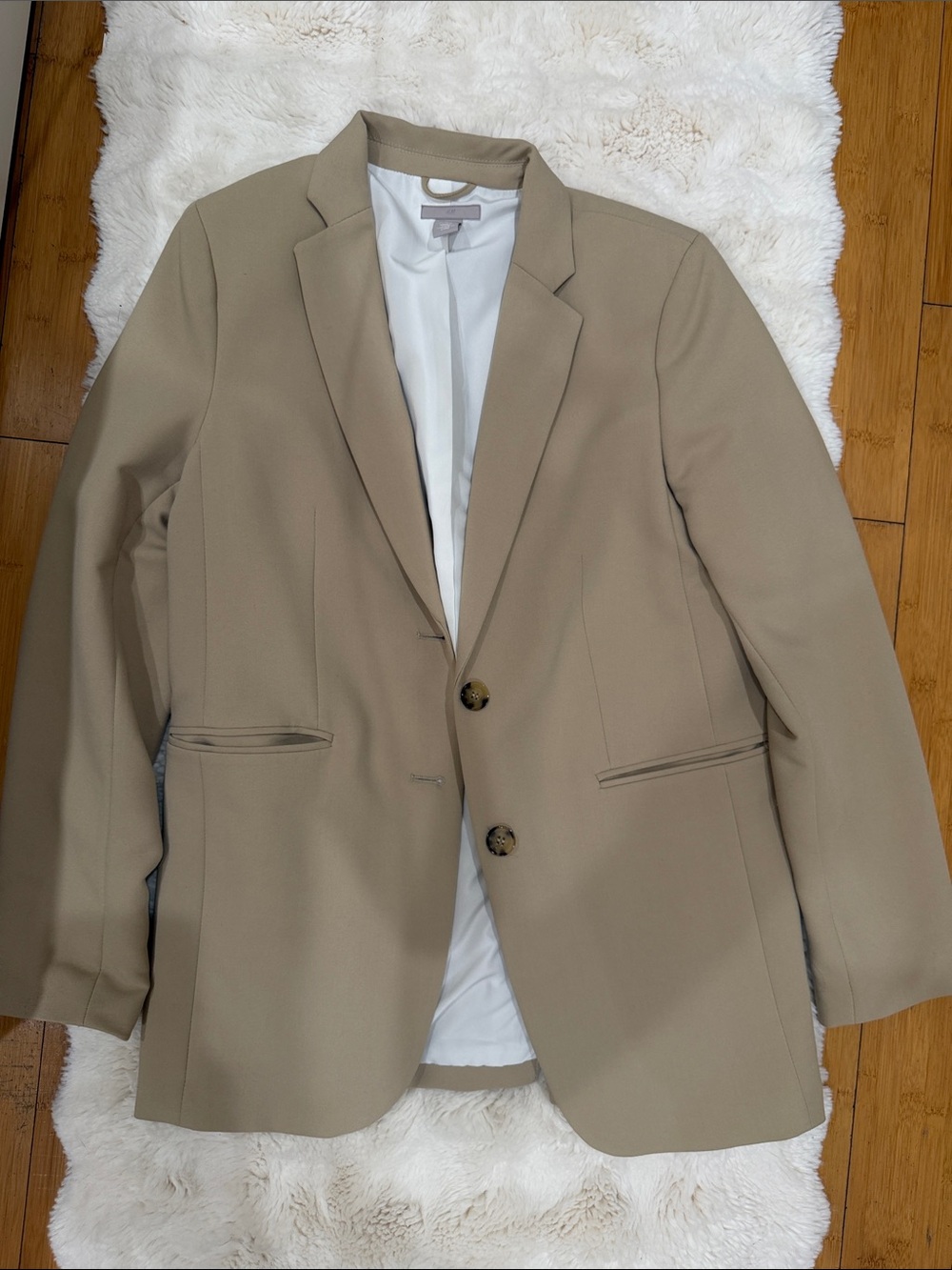H&M Classic Women’s Tan Single-Breasted Blazer
